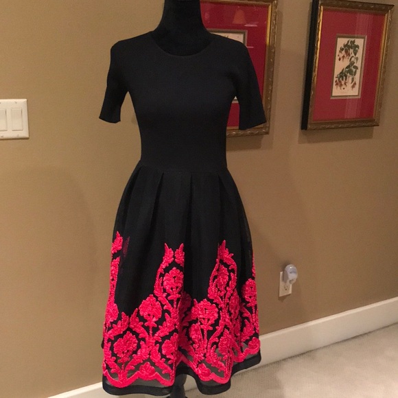 Gracia Dresses & Skirts - SOLD Gracia A-line dress Size S Like New!